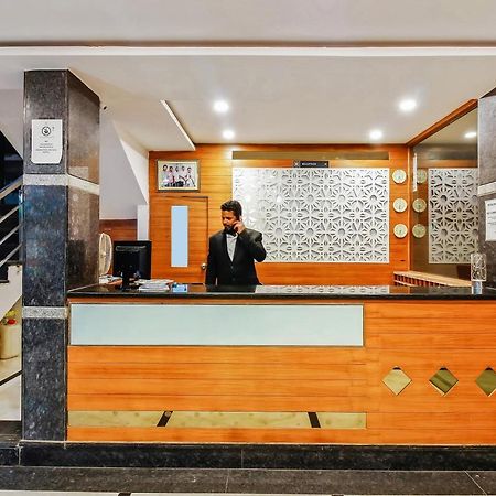 Oyo 29131 Hotel Mn Grand 샴샤바드 외부 사진