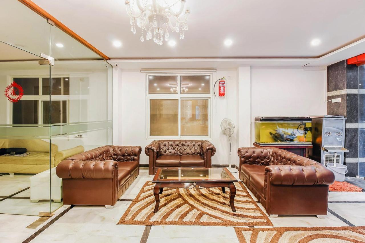 Oyo 29131 Hotel Mn Grand 샴샤바드 외부 사진