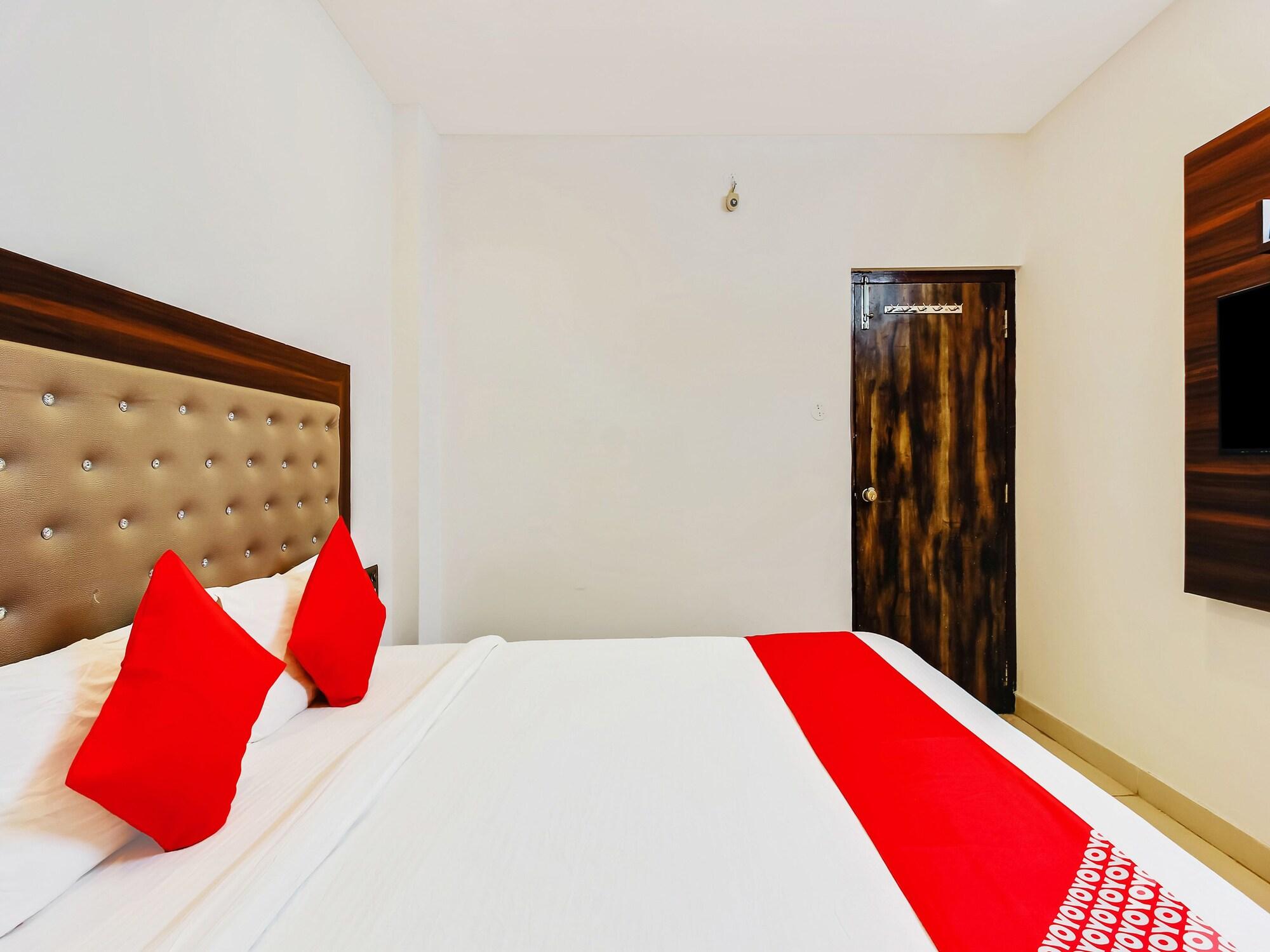 Oyo 29131 Hotel Mn Grand 샴샤바드 외부 사진