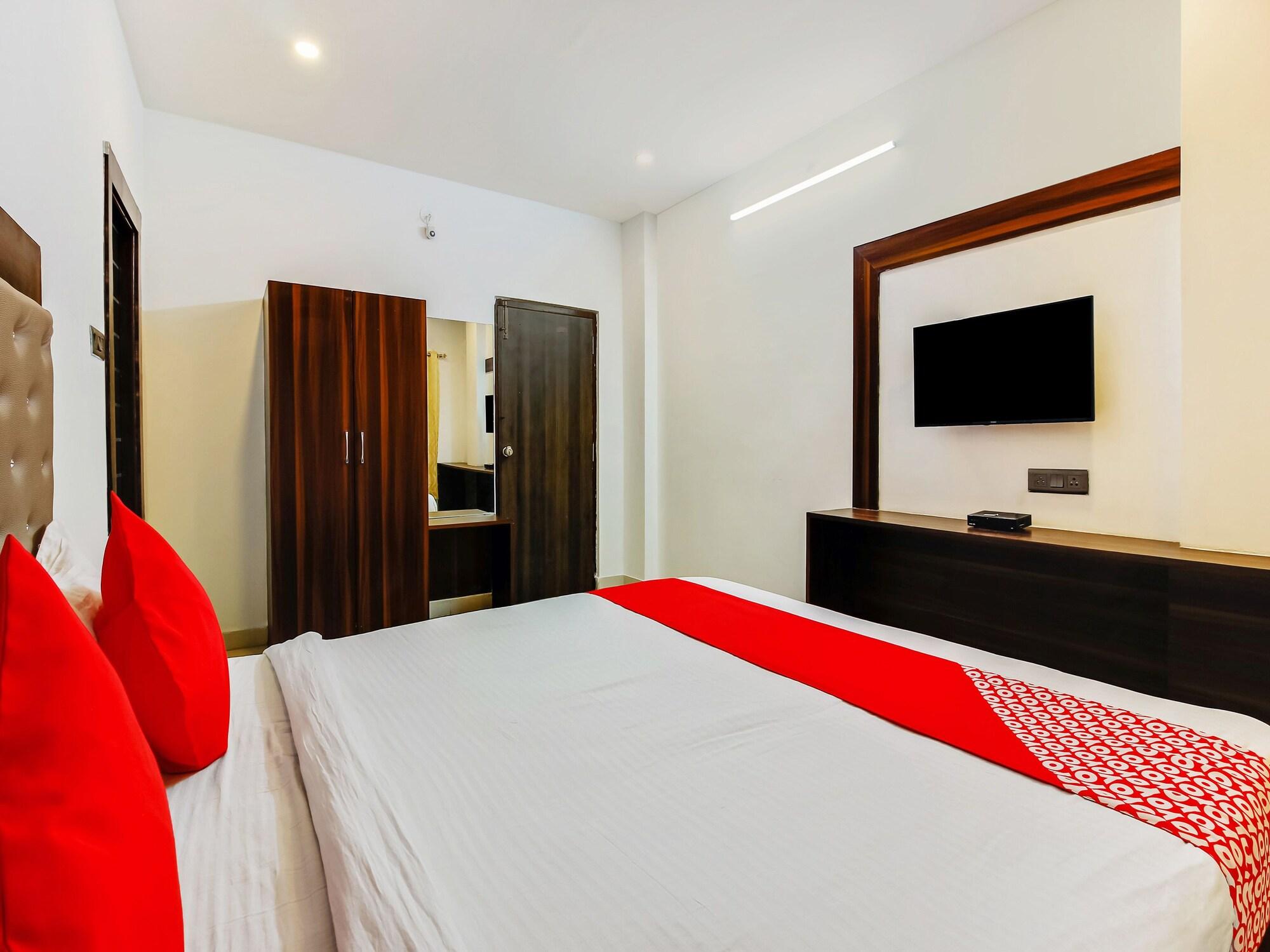 Oyo 29131 Hotel Mn Grand 샴샤바드 외부 사진
