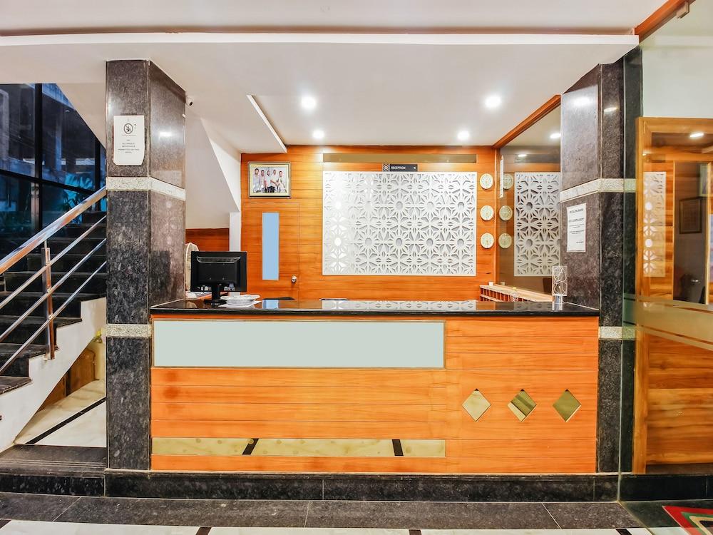 Oyo 29131 Hotel Mn Grand 샴샤바드 외부 사진